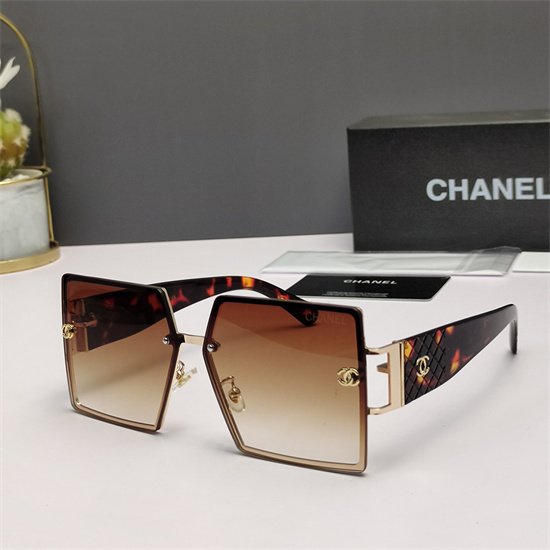 Chanel Sunglass AA 068